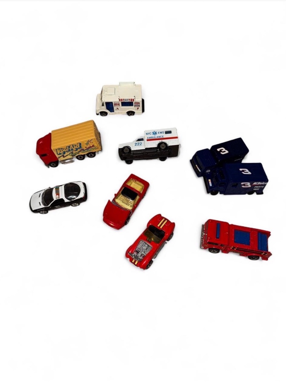 VINTAGE Lot of 9  Hot Wheels/ Matchbox cars and trucks